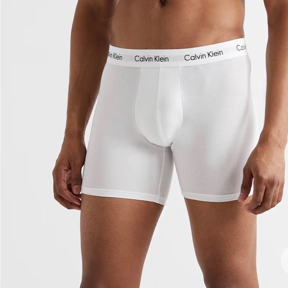 White Calvin Klein 100% Cotton Boxer Briefs 5 Pack

Size: Small